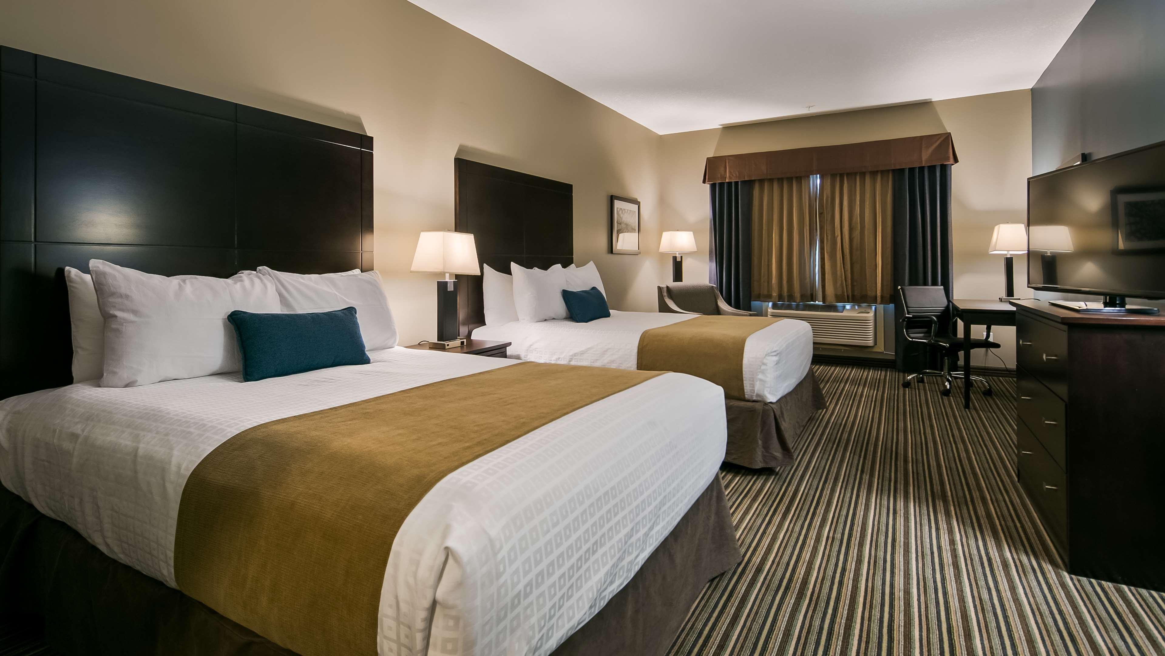 Best Western PLUS Fort Saskatchewan Inn&Suites Exterior foto