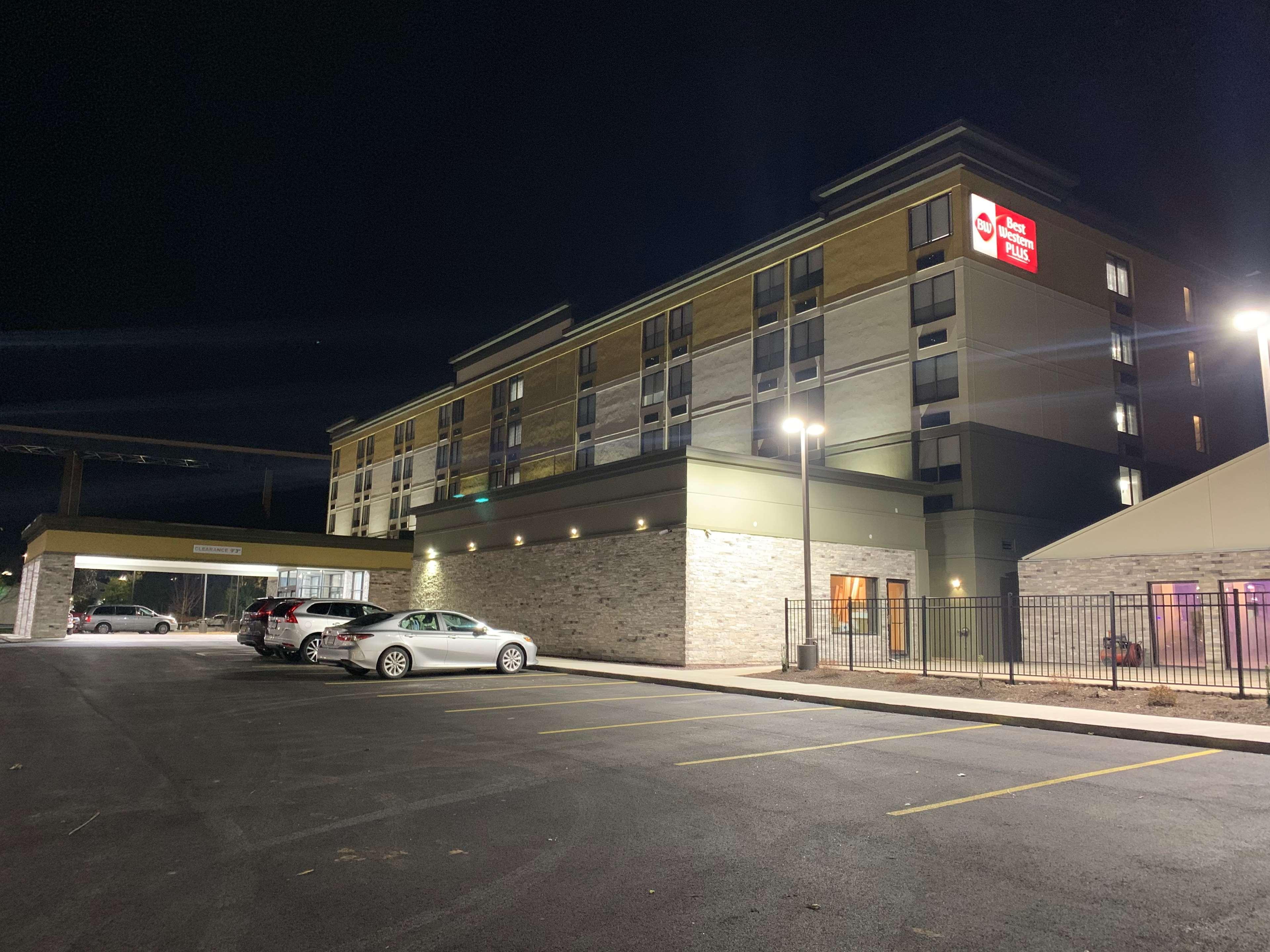 Best Western PLUS Fort Saskatchewan Inn&Suites Exterior foto