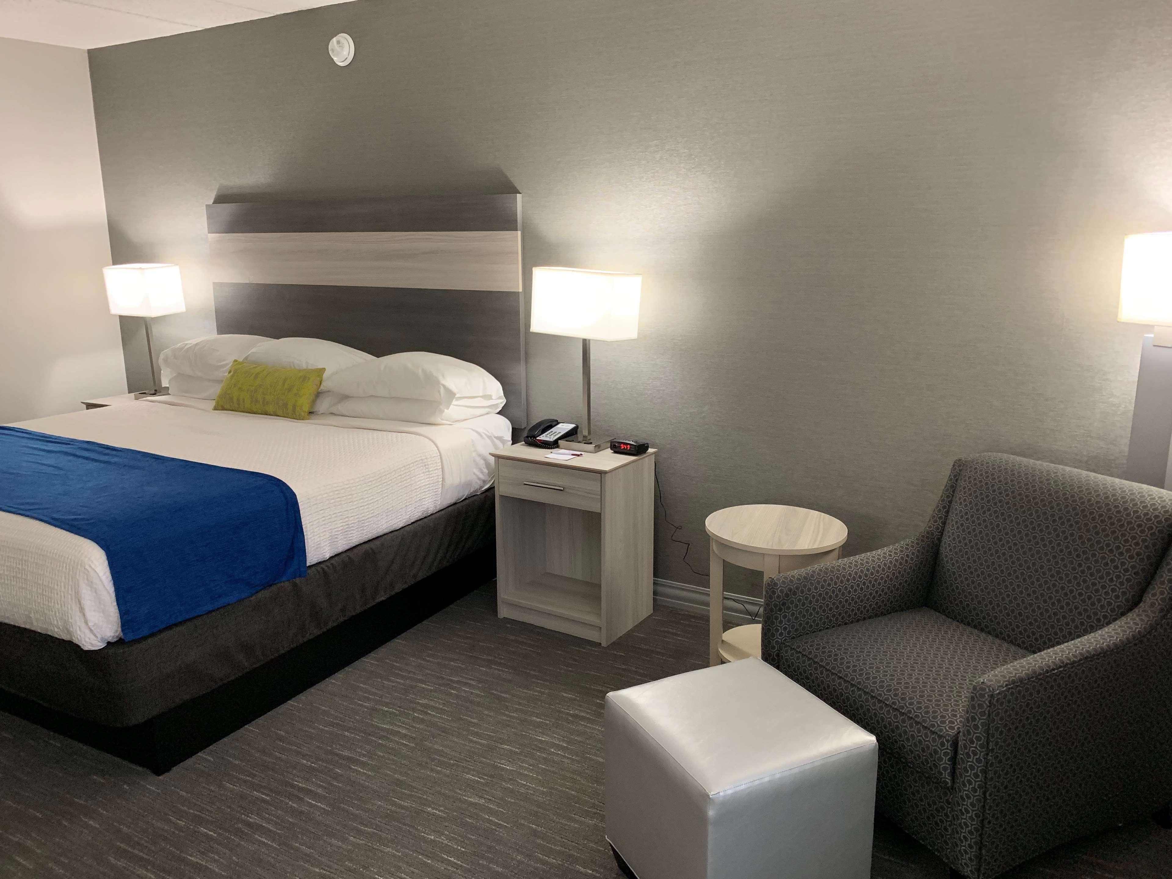 Best Western PLUS Fort Saskatchewan Inn&Suites Exterior foto
