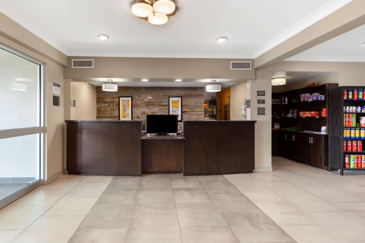 Best Western PLUS Fort Saskatchewan Inn&Suites Exterior foto