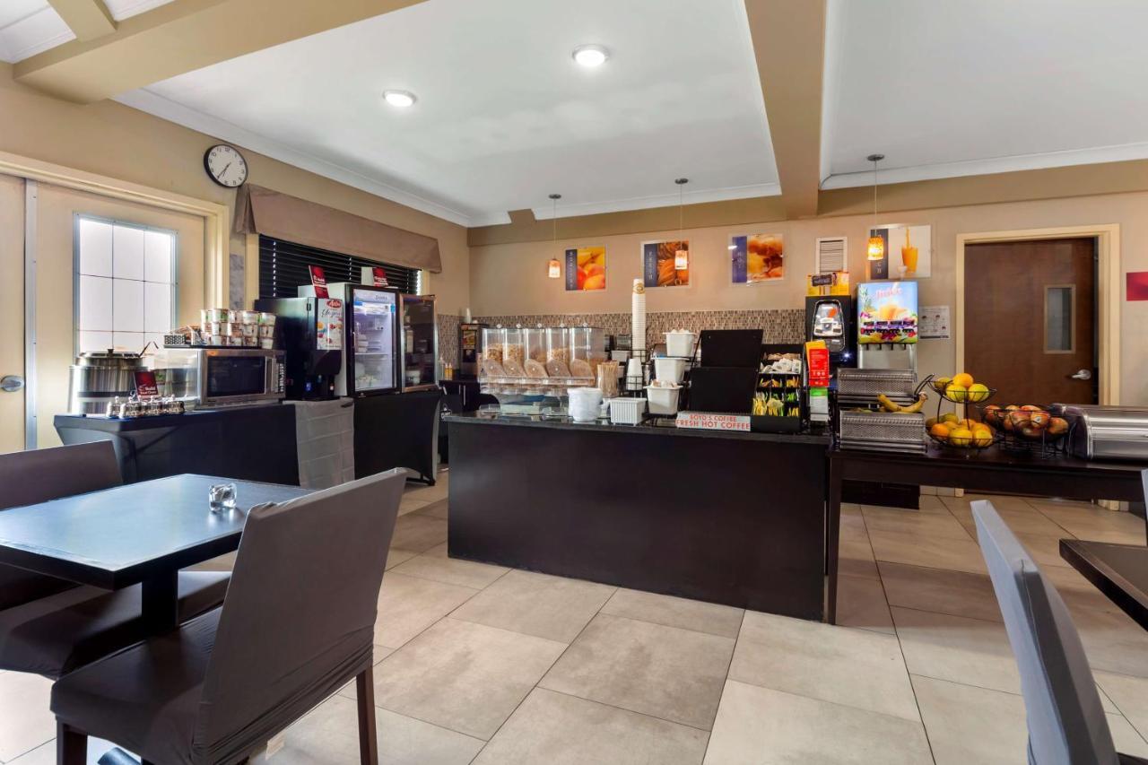 Best Western PLUS Fort Saskatchewan Inn&Suites Exterior foto
