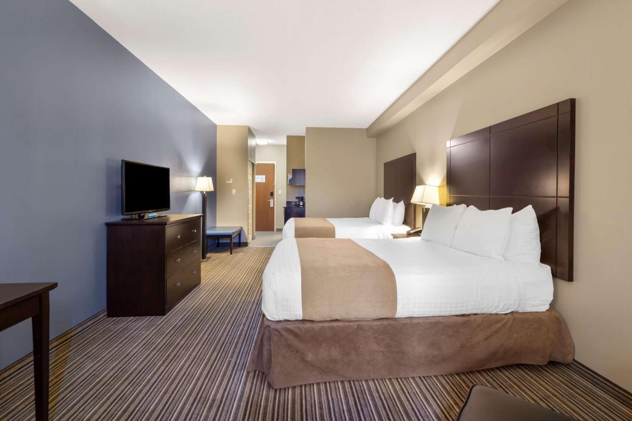Best Western PLUS Fort Saskatchewan Inn&Suites Exterior foto