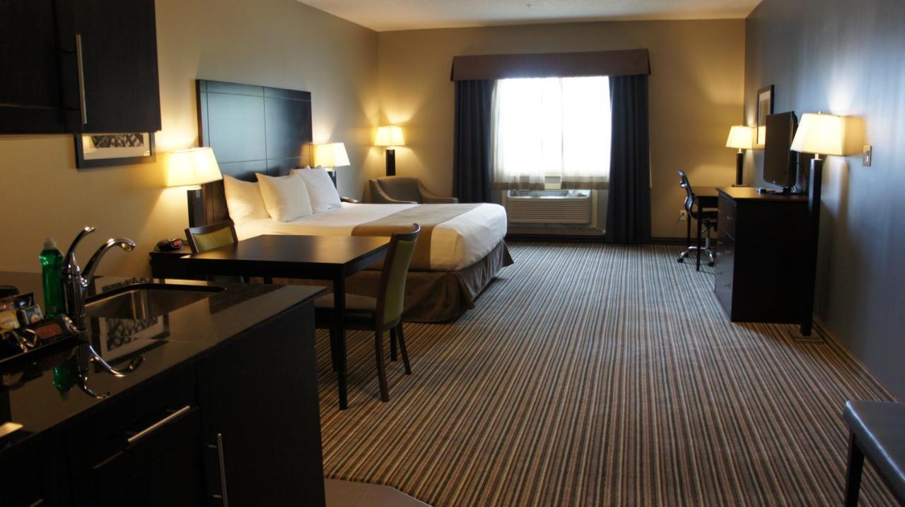 Best Western PLUS Fort Saskatchewan Inn&Suites Exterior foto