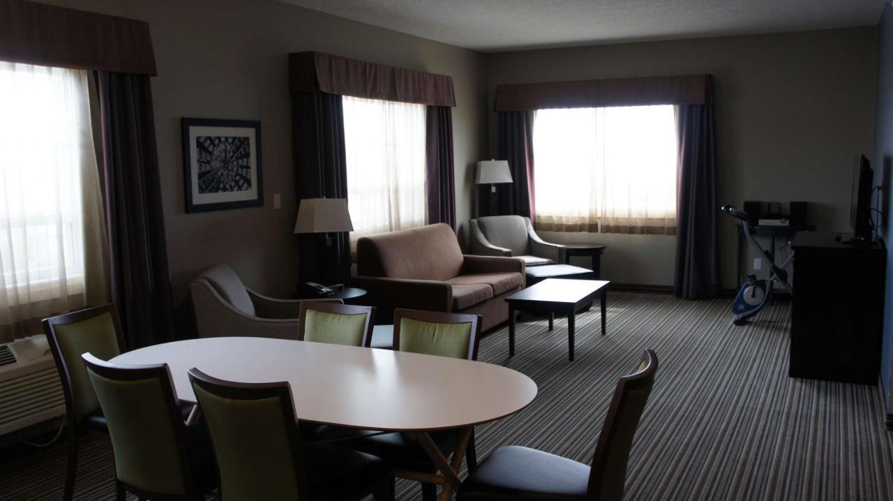 Best Western PLUS Fort Saskatchewan Inn&Suites Exterior foto